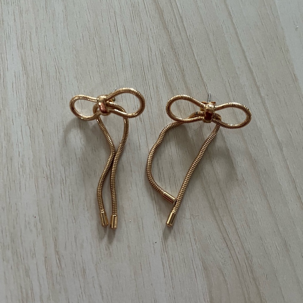 Gold Bow Earrings